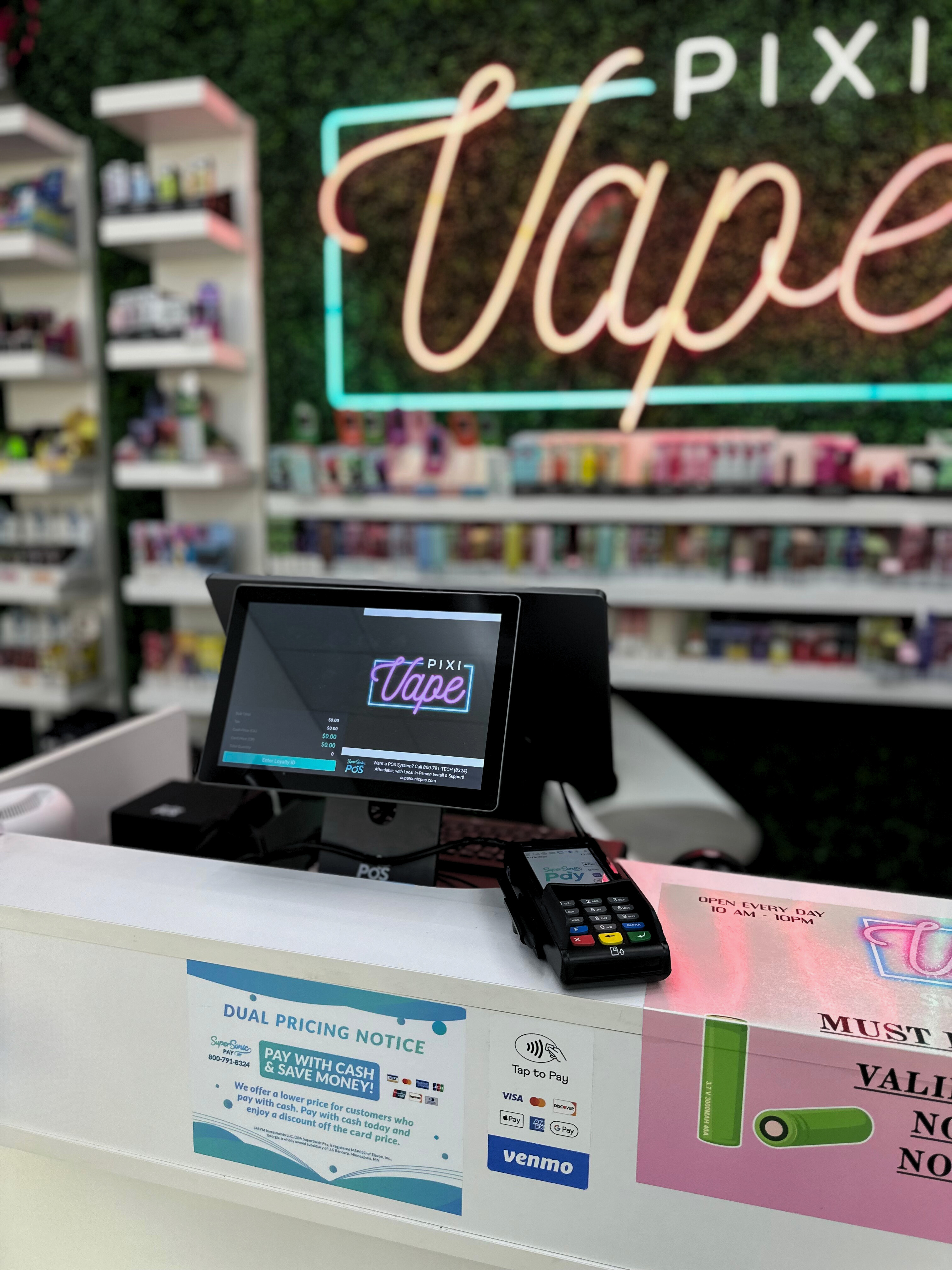Pixi Vape Storefront Atmosphere
